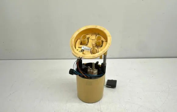 BMW 7 E65 E66 In-tank fuel pump 7190943