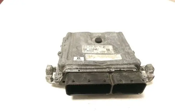 Mercedes-Benz B W246 W242 Engine control unit/module A2709000900