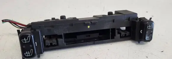 Mercedes-Benz C W202 Seat heating switch 2108200051