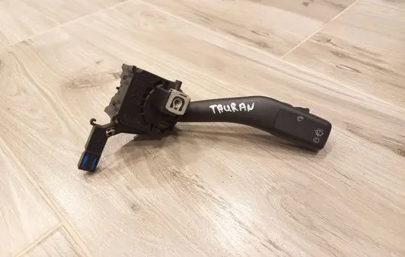 Volkswagen Touran I Wiper control stalk 1K0953519