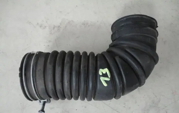 Toyota Hilux (AN120, AN130) Air intake hose/pipe 178810L120