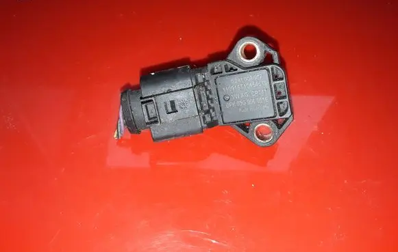 Volkswagen PASSAT B7 Air pressure sensor 03G906051E 0281002977 110916T104545C