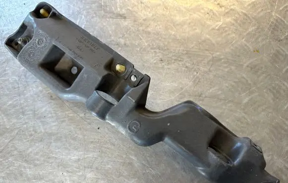 Renault Scenic III - Grand scenic III Fender mounting bracket 631230010R