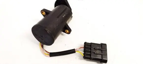 Nissan Almera N16 Accelerator throttle pedal 0281002425