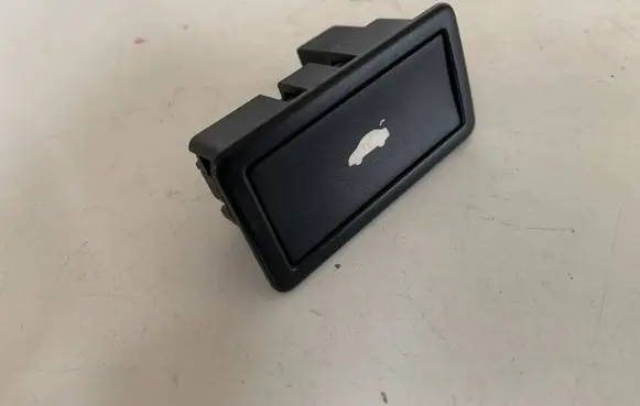 Audi Q5 SQ5 8R Tailgate/boot open switch button 3D0959831D