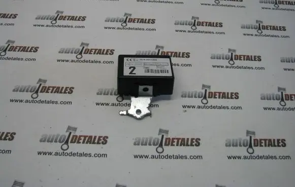 Toyota Yaris Door control unit/module 897410D090