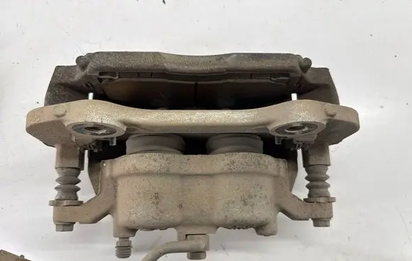 Chrysler Pacifica Front brake caliper 1BP01070AA 518ACA7PK7