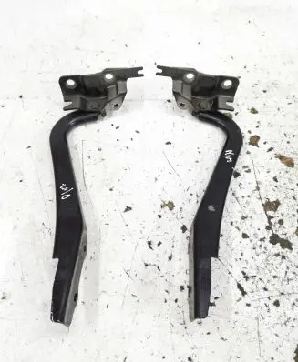 Subaru Impreza V Engine bonnet/hood hinges