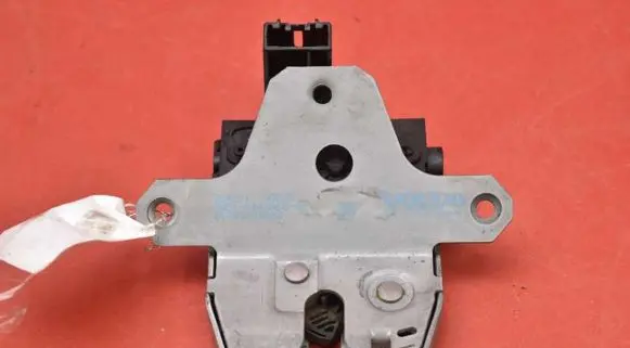 Volvo V60 Tailgate/trunk/boot lock/catch/latch 324211