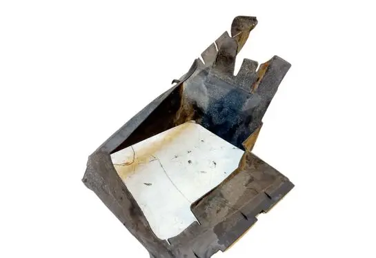 Audi Q7 4L Intercooler air channel guide 4L0117335B