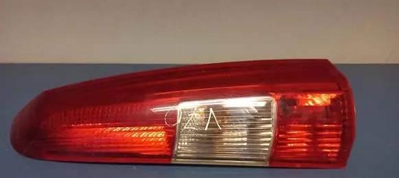 Volvo V70 Rear/tail lights 152844