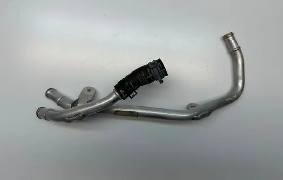 Volkswagen Amarok Engine coolant pipe/hose 2H6819308 KA4154272