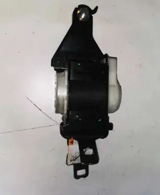Middle seatbelt (rear)