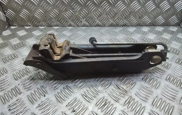 Skoda Octavia Mk2 (1Z) Lift Jack 1K0011031K