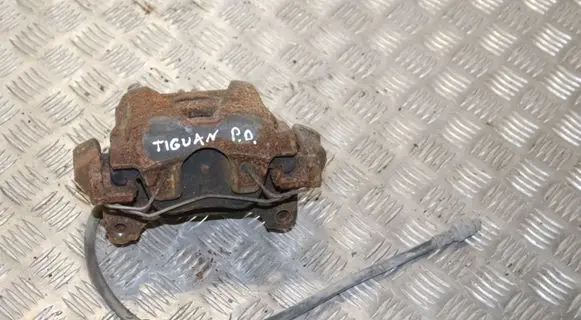 Volkswagen Tiguan Front brake caliper