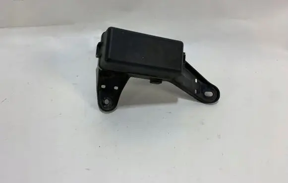 Lexus IS 220D-250-350 Fuse box set 8266253110