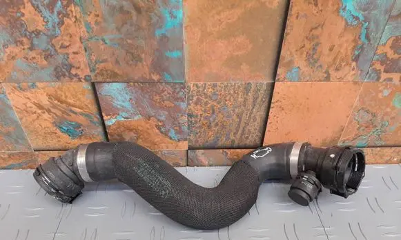 BMW XM Engine coolant pipe/hose 8089679 17128089679