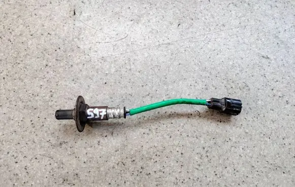 Subaru XV II Lambda probe sensor 22690AB070