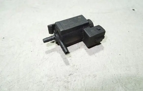 BMW 5 E39 Turbo solenoid valve 1742712