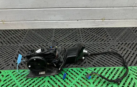 BMW X1 U11 Front door electric wing mirror 213856347