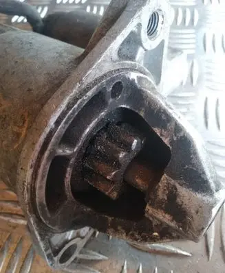Mazda 626 Starter motor M1T77381 3614