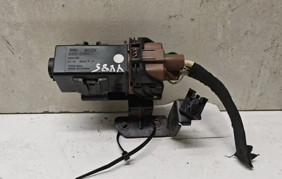 KIA Sportage Glow plug pre-heat relay 368302A850 GA502824 180205B1A