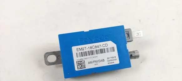Ford Galaxy Aerial antenna amplifier EM2T18C847CD