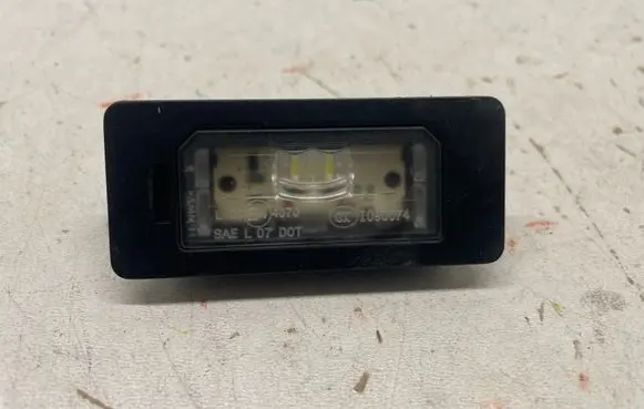 BMW 3 E90 E91 Number plate light 7193293 124640705