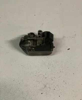 Audi A6 S6 C6 4F Intake manifold valve actuator/motor 1005475S01 A2C53308513 259102006
