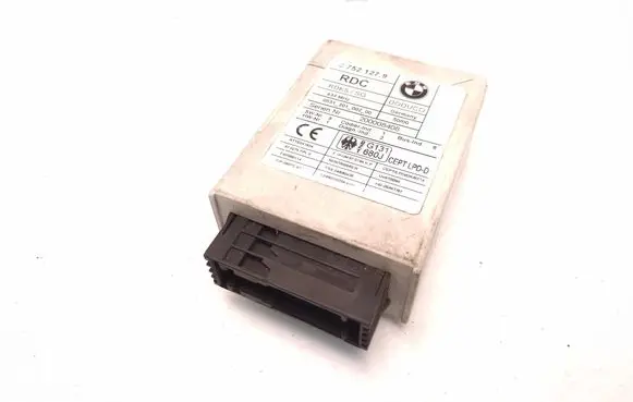 BMW 5 E39 Tire pressure control unit 6752127