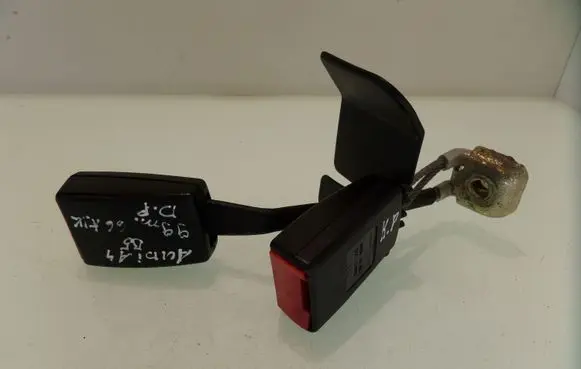 Audi A4 S4 B5 8D Rear seatbelt buckle 8D0857739D