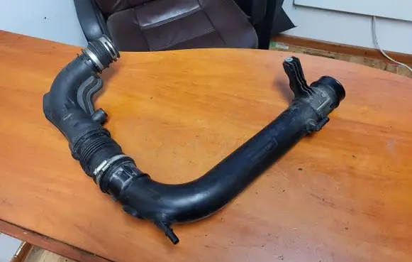 Ford Fiesta Intercooler hose/pipe