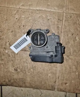 Volkswagen Polo Throttle valve 03D133062E
