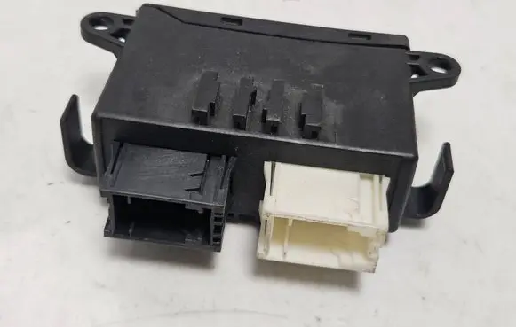BMW 3 E46 Wing mirror control module 6913364 110187 05021805