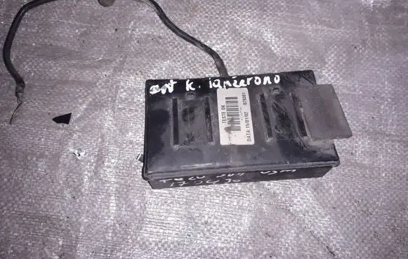 Peugeot 307 Fuse module 079301