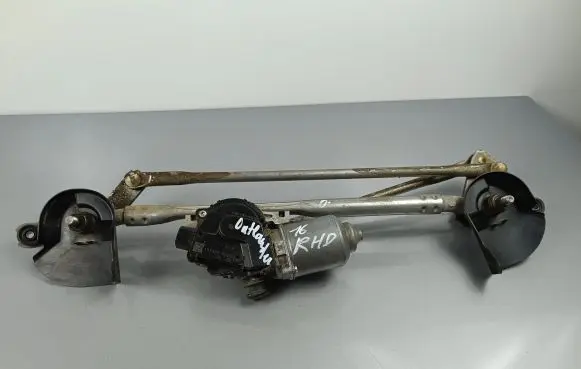 Front wiper linkage