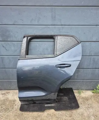 Volvo XC40 Rear door 723019