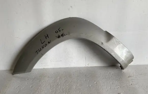Hyundai Tucson JM Fender grill 877112E000