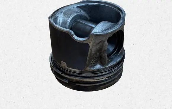 Renault Trafic III (X82) Piston 080340