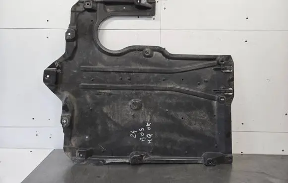Mercedes-Benz GLC C254 Engine splash shield/under tray A2545240400