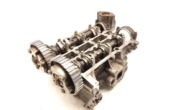 Ford Fiesta Engine head CM5G6090GE PBCM5G6090GE
