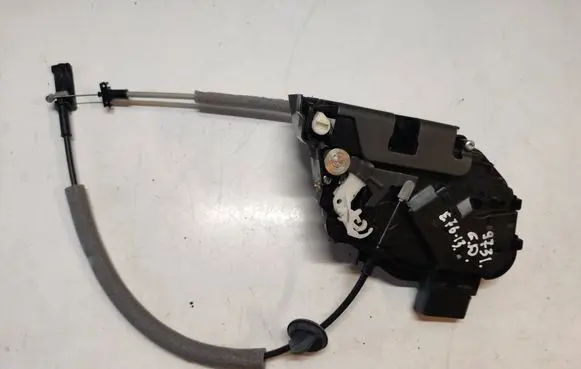 Volvo XC60 Rear door lock 30799318