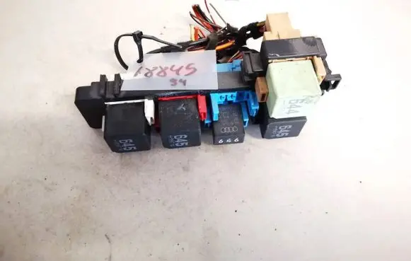 Volkswagen Golf VI Fuse box set 1k1937503a