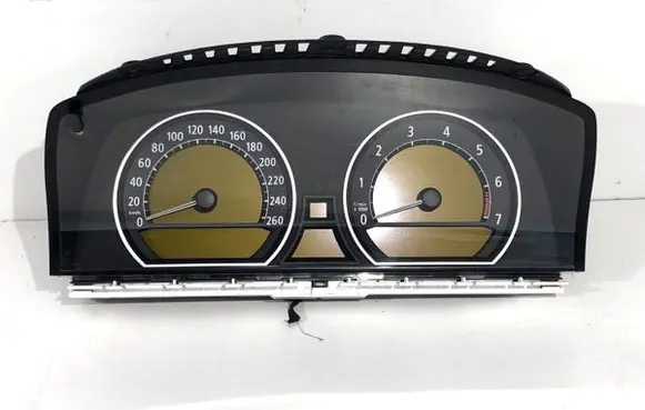Speedometer (instrument cluster)