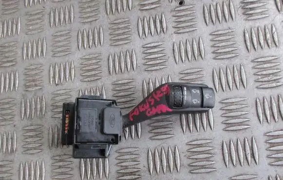 Ford Focus Wiper control stalk 4M5T17A553BD