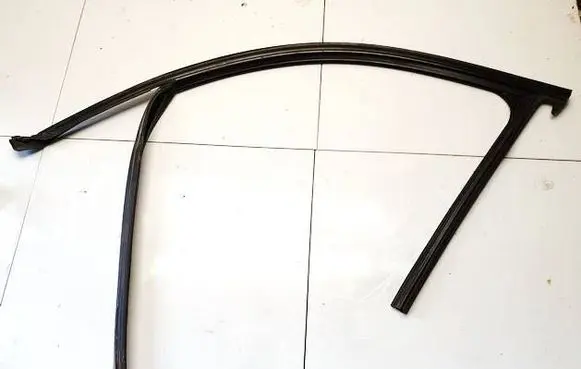 BMW 3 F30 F35 F31 Rubber seal front coupe door 7414531