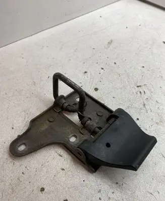 Skoda Octavia Mk3 (5E) Engine bonnet/hood lock/latch loop/hook 5E0823186B