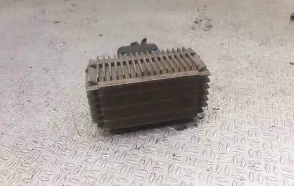 Opel Vectra C Glow plug pre-heat relay 55353011