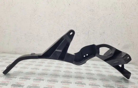 Audi A2 Front bumper mounting bracket 8Z0854729