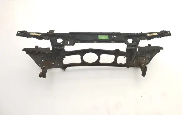 BMW 5 E39 Radiator support slam panel 8362434